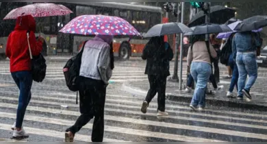 Imagem ilustrativa da notícia: Chuva, calor e tempo seco: como fica o clima no país nesta terça (13/10)