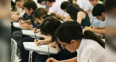 Imagem ilustrativa da notícia: Concurso: tatuagem, piercing ou aparência podem eliminar candidato?