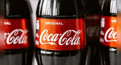 Imagem ilustrativa da notícia: Fim? Coca-Cola fecha fábricas, corta empregos e muda produção