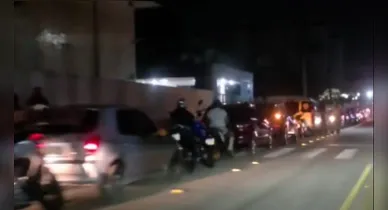 Imagem ilustrativa da notícia: Nova denúncia mostra abastecimento de carros para carreata de Daniel Santos em Ananindeua