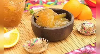 Imagem ilustrativa da notícia: Casca de laranja vira doce com técnica simples; Aprenda!