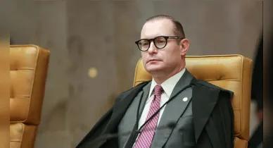 Imagem ilustrativa da notícia: Zanin ordena entrega de dados do celular de Vorcaro ao STF