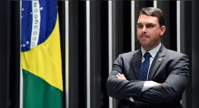 Imagem ilustrativa da notícia: Flávio Bolsonaro desiste do debate da Globo marcado para a noite de hoje (01/10)