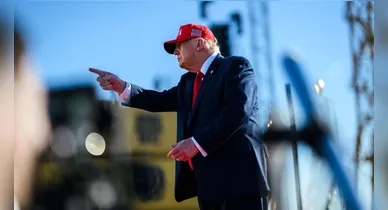 Imagem ilustrativa da notícia: Superinteligência: Trump chama de "inimigo" quem rejeita o termo para IA