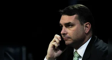 Imagem ilustrativa da notícia: Flávio reúne Tarcísio e prefeitos em SP e diz esperar Justiça Eleitoral mais ágil 