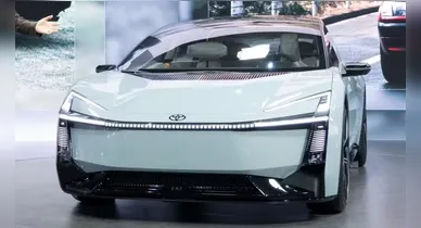 Imagem ilustrativa da notícia: Novo Corolla elétrico tem produção marcada para 2028