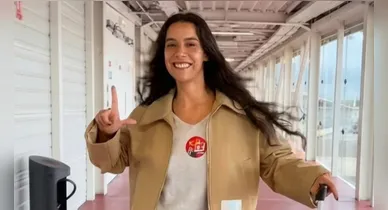 Imagem ilustrativa da notícia: Marina Sena explica ausência no 2º turno após cobrança de fãs
