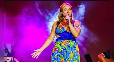 Imagem ilustrativa da notícia: Juliana de Freitas lança música em homenagem a Nossa Senhora de Nazaré