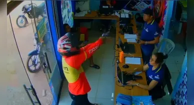 Imagem ilustrativa da notícia: Vídeo: "Grilo" é preso após assalto em gráfica em Santarém