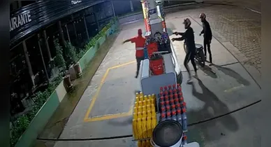 Imagem ilustrativa da notícia: Loja de conveniência é alvo de tiros durante a madrugada no Pará