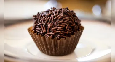 Imagem ilustrativa da notícia: O queridinho do Brasil!  confira 3 receitas para inovar no preparo do Brigadeiro