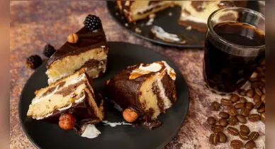 Imagem ilustrativa da notícia: Bolo de café com chocolate: confira duas receitas fáceis e deliciosas