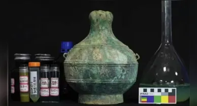 Imagem ilustrativa da notícia: Vinho de 2.300 anos é encontrado em tumba na China