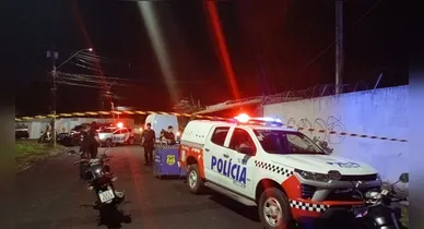 Imagem ilustrativa da notícia: Homem é executado a tiros dentro de carro no bairro do Bengui
