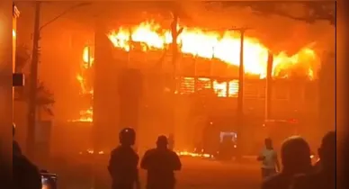 Imagem ilustrativa da notícia: O que se sabe dos três incêndios na Universidade Federal de Pernambuco