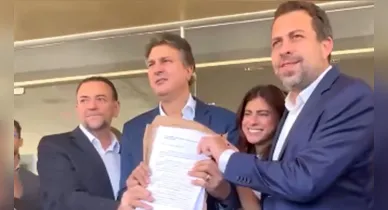Imagem ilustrativa da notícia: Lula apresenta documentos para abrir sigilos ao TSE