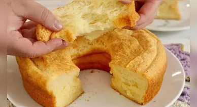 Imagem ilustrativa da notícia: Bolo de pão de queijo: aprenda esta deliciosa receita para o café da tarde