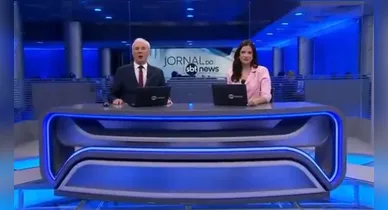 Imagem ilustrativa da notícia: Apresentador comete gafe ao vivo no jornal e confunde emissoras