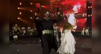 Imagem ilustrativa da notícia: Daniela Mercury ironiza filme sobre Bolsonaro durante show no Rock in Rio