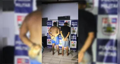 Imagem ilustrativa da notícia: Dupla é presa ao mobiliar casa com bens furtados de vizinho