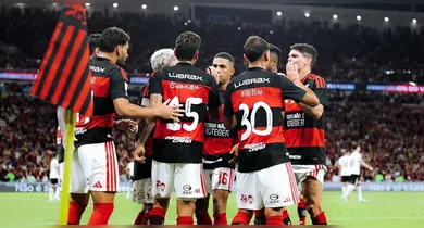 Imagem ilustrativa da notícia: Flamengo marca de pênalti aos 98 minutos e retoma liderança