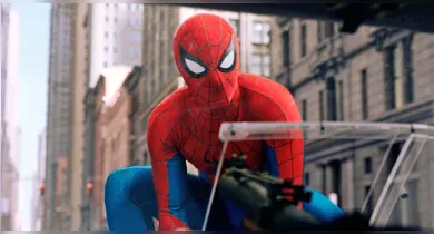 Imagem ilustrativa da notícia: Homem-Aranha: Um Novo Dia supera US$ 2 bilhões nos cinemas
