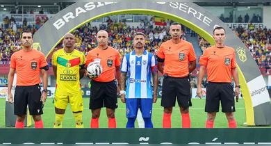 Imagem ilustrativa da notícia: Paysandu cobra CBF após caos em Brusque e jogo suspenso em SP