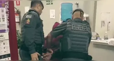 Imagem ilustrativa da notícia: Menina pisca para PM durante abordagem e pai é preso por sequestro