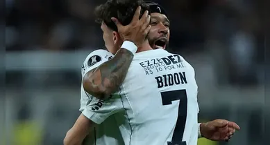 Imagem ilustrativa da notícia: Memphis dá assistência e Corinthians elimina o Rosario na Libertadores