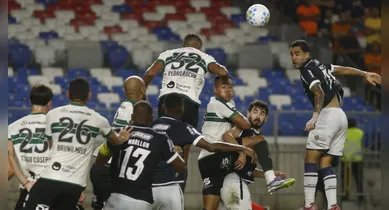 Imagem ilustrativa da notícia: Vexame! Remo perde para o Coritiba e se afunda na zona de rebaixamento