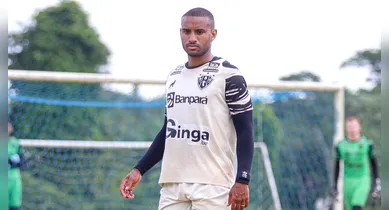 Imagem ilustrativa da notícia: Edilson pede foco máximo ao Paysandu por acesso à Série B