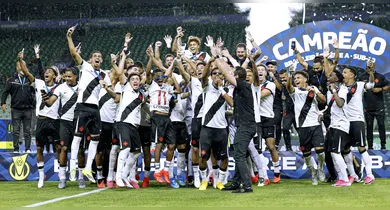 Imagem ilustrativa da notícia: Vasco vira sobre o Palmeiras e conquista o Brasileirão Sub-20