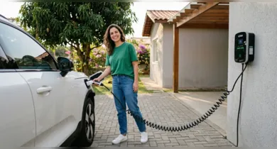 Imagem ilustrativa da notícia: Vai carregar carro elétrico em casa? Veja como preparar a instalação elétrica
