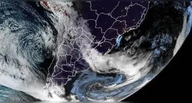Imagem ilustrativa da notícia: Ciclone extratropical avança pelo Sul e provoca chuva, ventania e frio