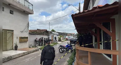 Imagem ilustrativa da notícia: Suspeito faz homem refém durante fuga após assalto em Ananindeua