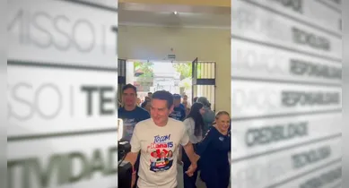 Imagem ilustrativa da notícia: Candidato a deputado federal, Jader Filho vota em Belém
