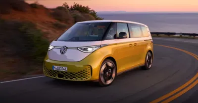 Clássicos europeus, como a Kombi, estão ganhando uma nova vida na era dos carros elétricos. A estratégia também é uma resposta ao avanço das marcas chinesas no mercado automotivo mundial.