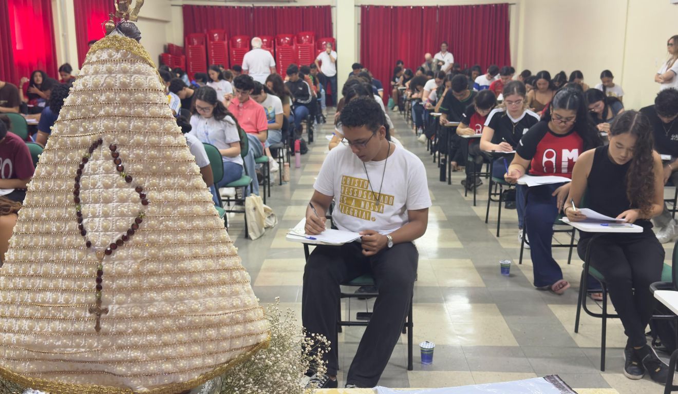 Imagem ilustrativa da notícia Concurso de redação do Círio 2026 abre inscrições para estudantes; participe!