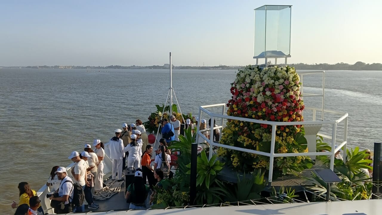 Imagem ilustrativa da notícia VEJA FOTOS: Romaria Fluvial deve reunir 50 mil fiéis na Baía do Guajará