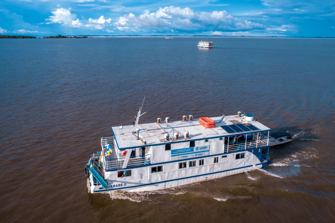 Abaré II - Barco-Hospital - Projeto Saúde e Alegria.