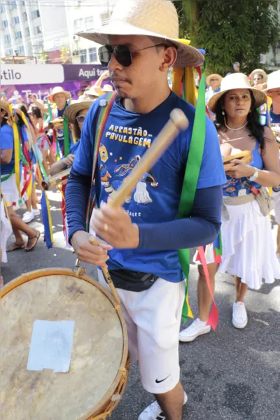 Arrastão do Pavulagem colore o domingo em Belém. Veja fotos