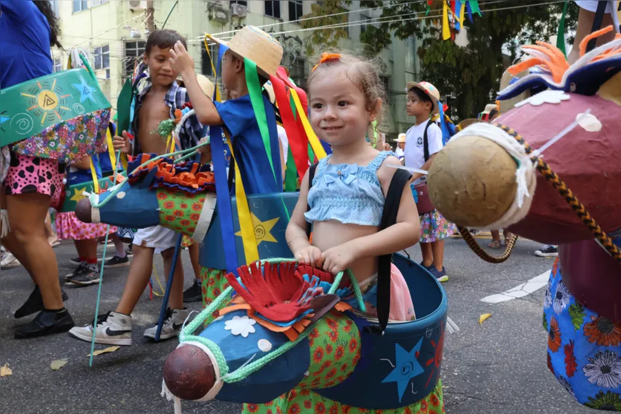 Fotos: veja imagens do terceiro arrastão do Pavulagem 2024