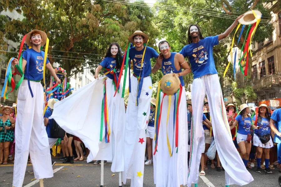 Fotos: veja imagens do terceiro arrastão do Pavulagem 2024