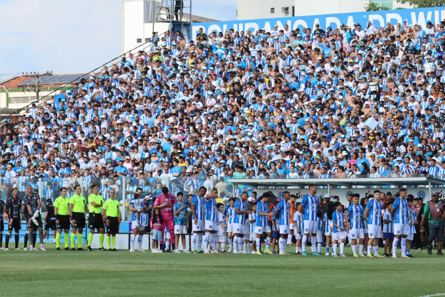 Paysandu sofre gol no fim e tem empate amargo com o Operário