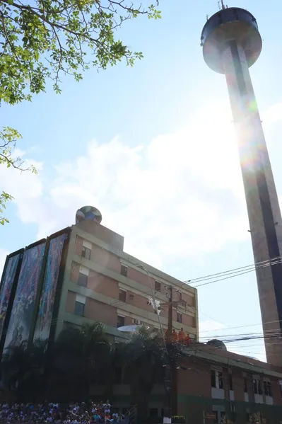 Imagens da homenagem do Grupo RBA à N.S de Nazaré