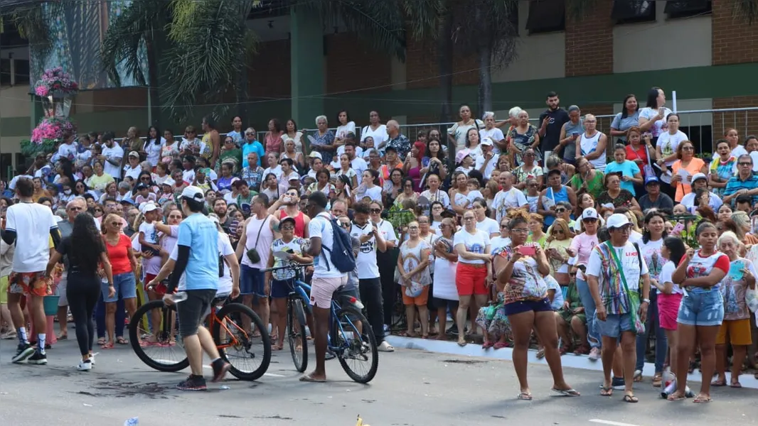 Imagens da homenagem do Grupo RBA à N.S de Nazaré