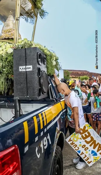 Círio 2024: Jovem faz homenagem e pede cura do câncer