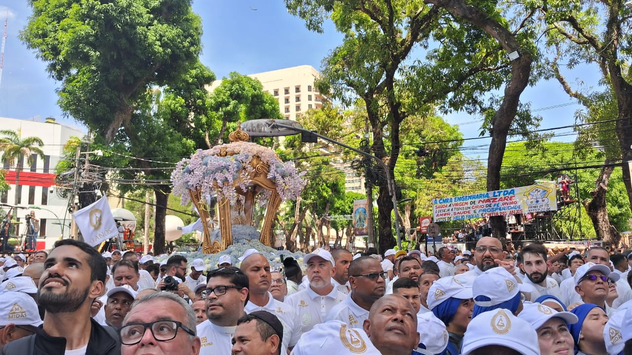 
        
        
            FOTOS: veja momentos emocionantes do Círio de Nazaré
        
    