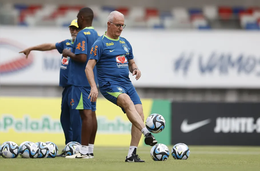 Galeria: confira as fotos do 1º treino da Seleção em Belém