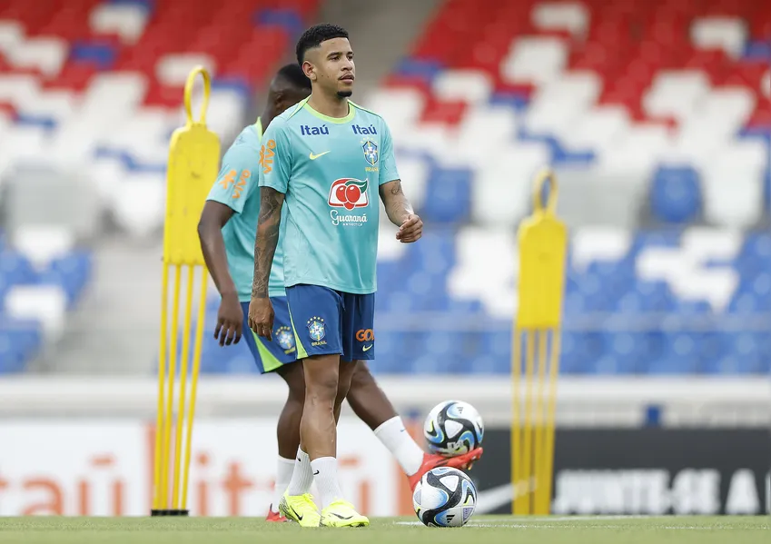 Galeria: confira as fotos do 1º treino da Seleção em Belém